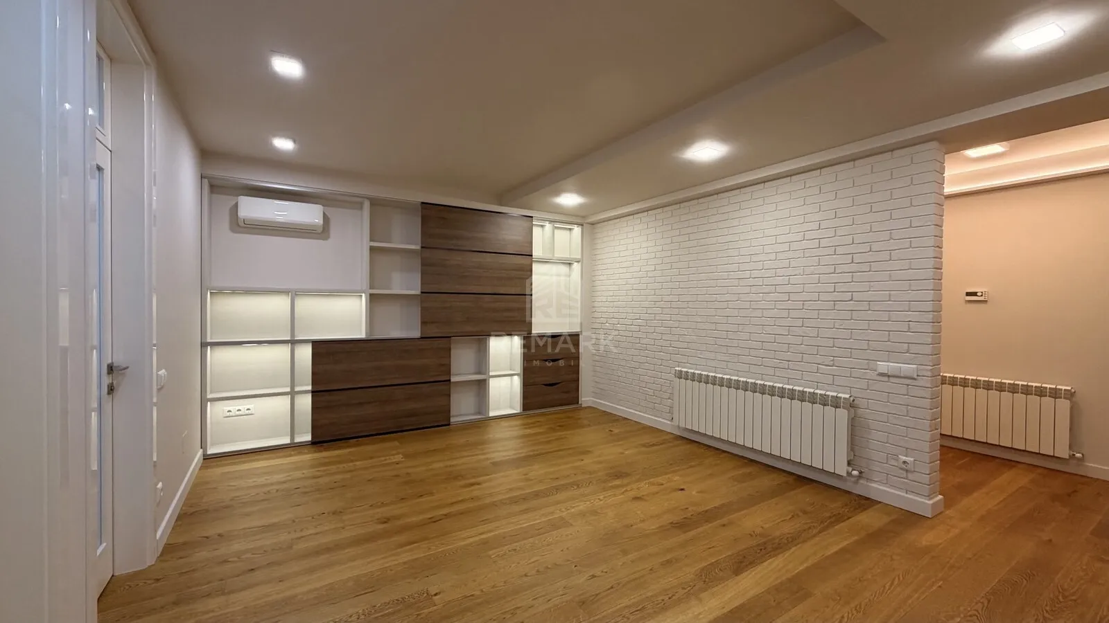 4-bedroom apartment, 140 m² — Image 4