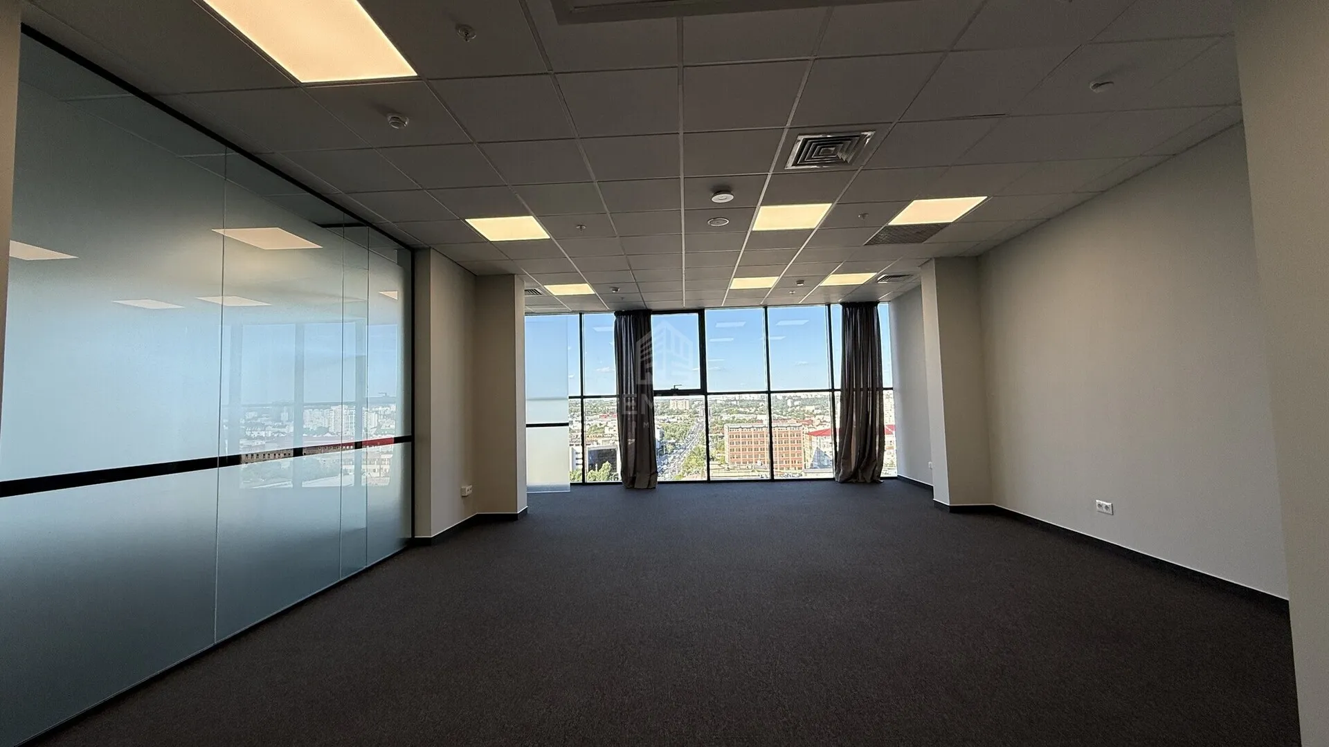 8-camere birou, 473 m² — Imagine 2