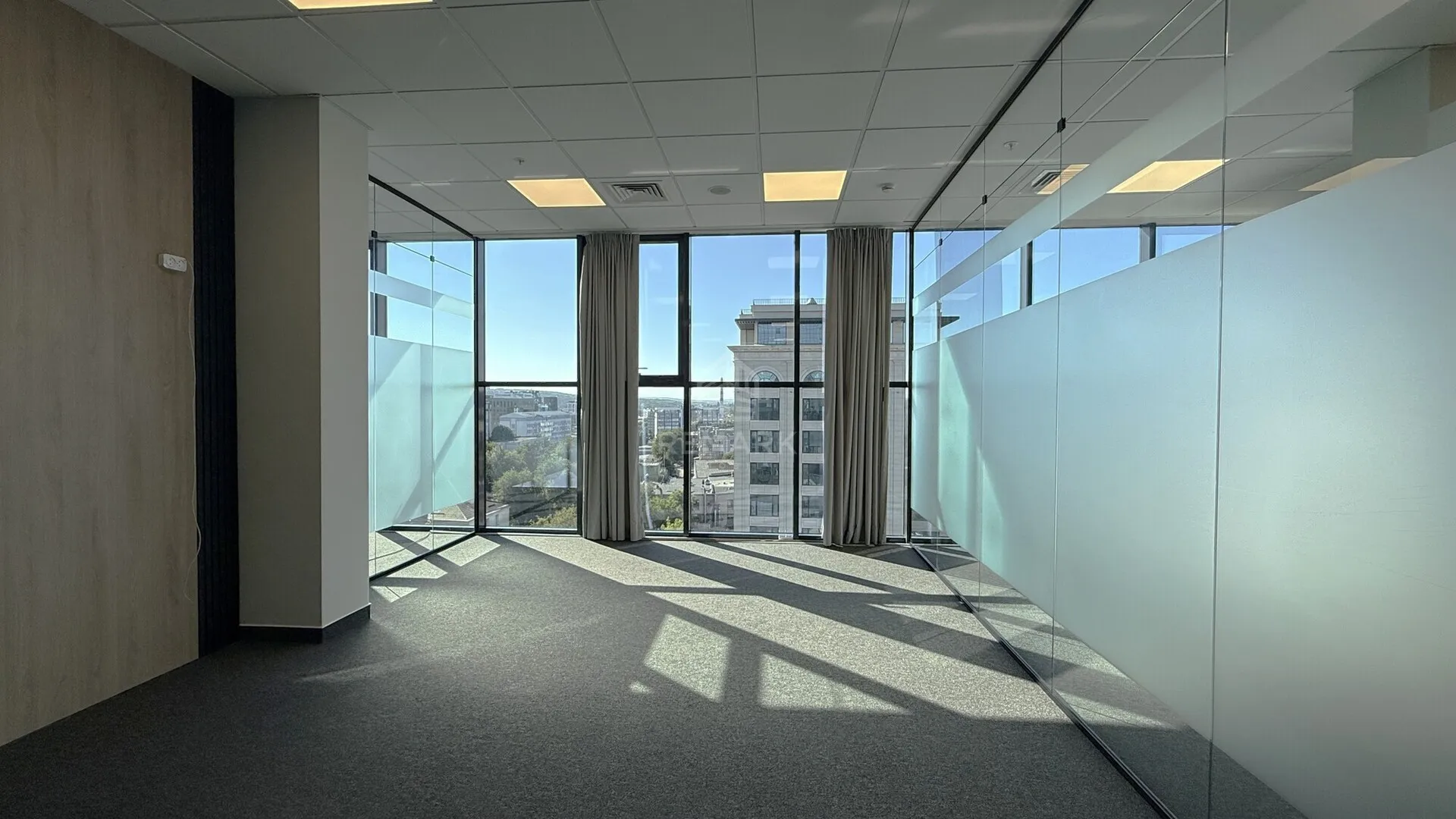 8-camere birou, 473 m² — Imagine 4