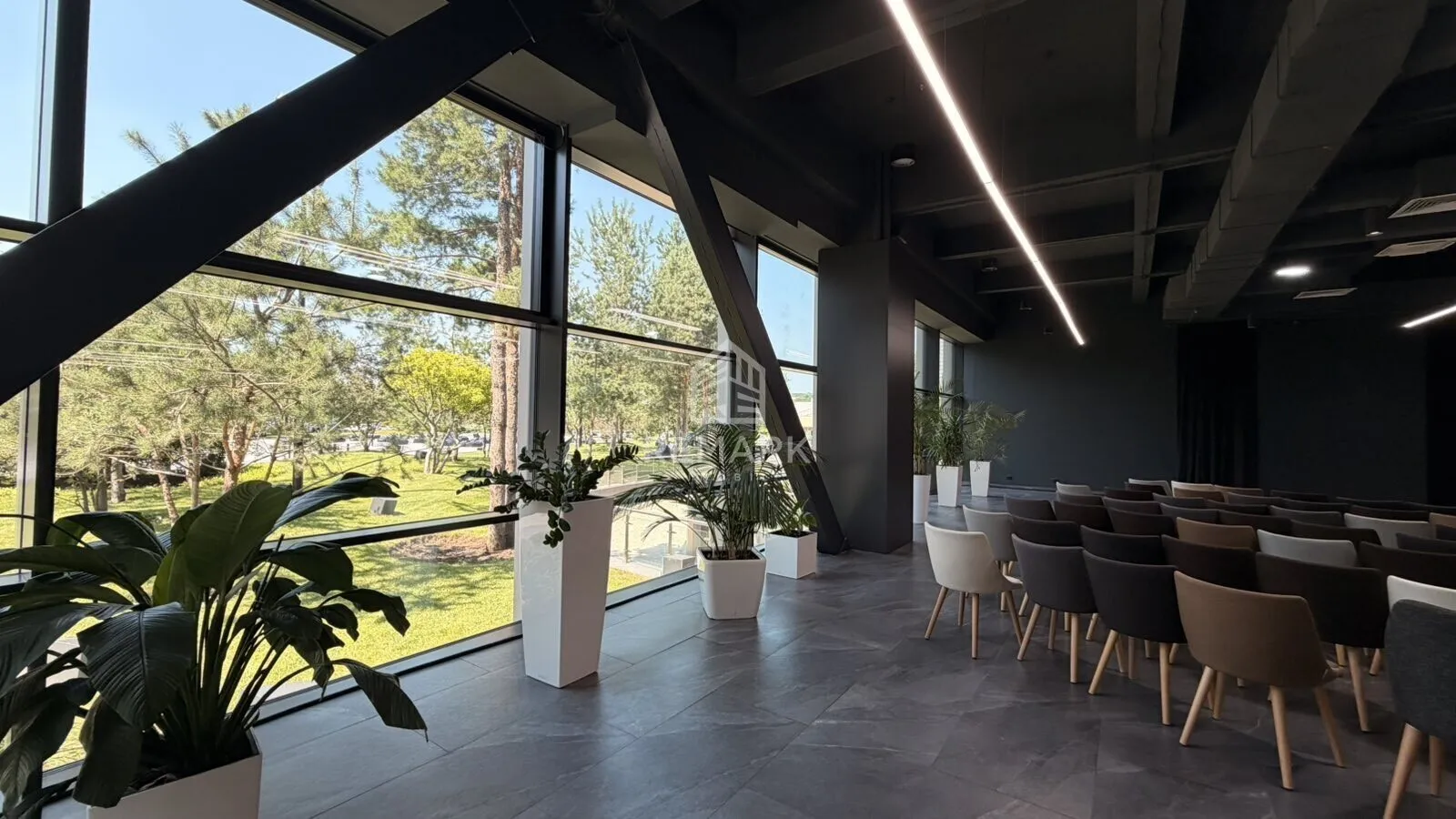 1-bedroom office, 115 m² — Image 2