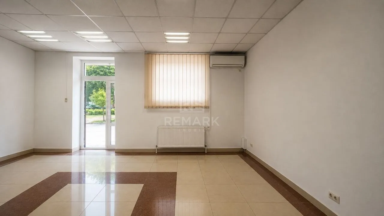 Spațiu comercial, 100 m² — Imagine 3