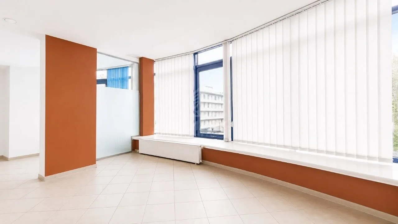 3-camere birou, 140 m² — Imagine 3