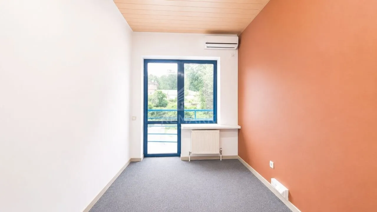 3-camere birou, 140 m² — Imagine 4
