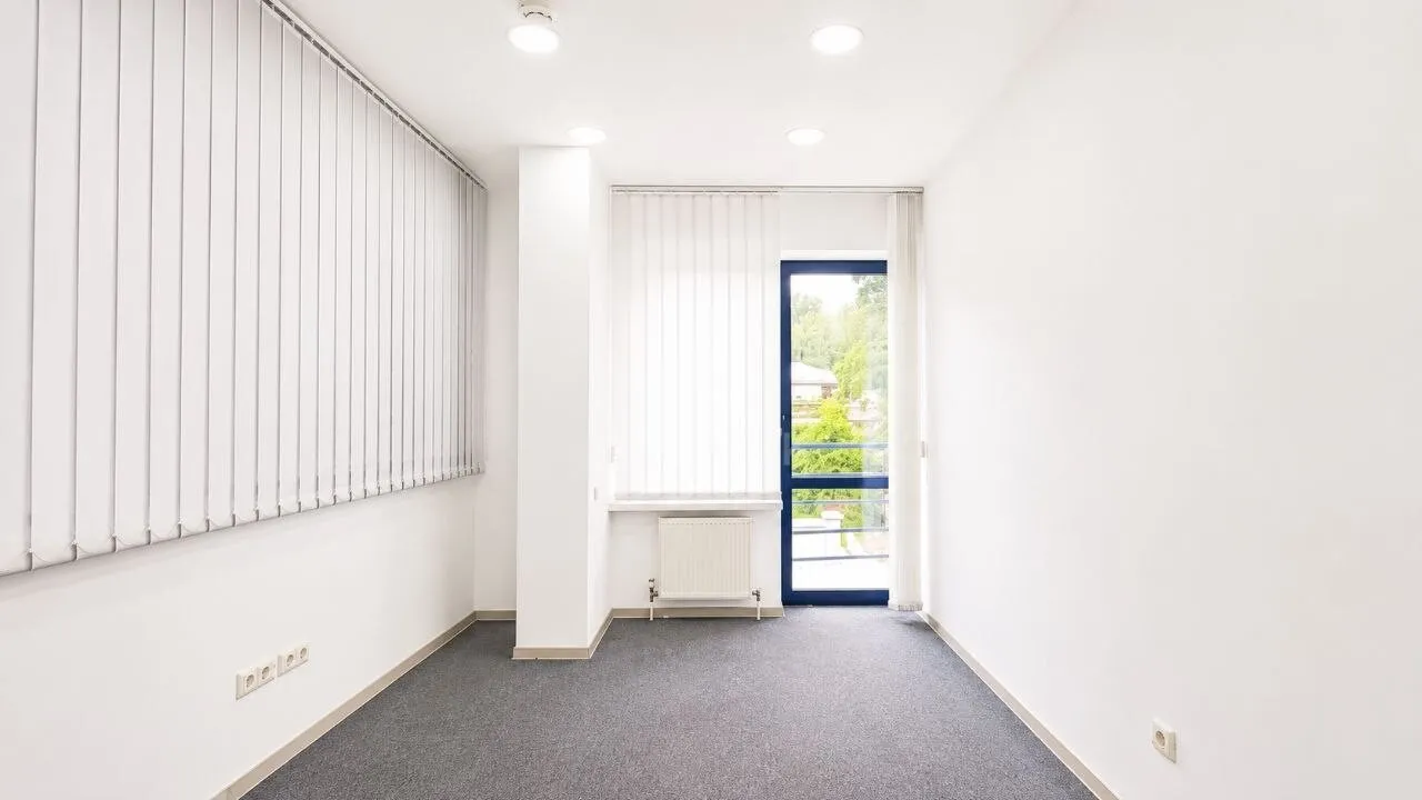 3-bedroom office, 140 m² — Image 4