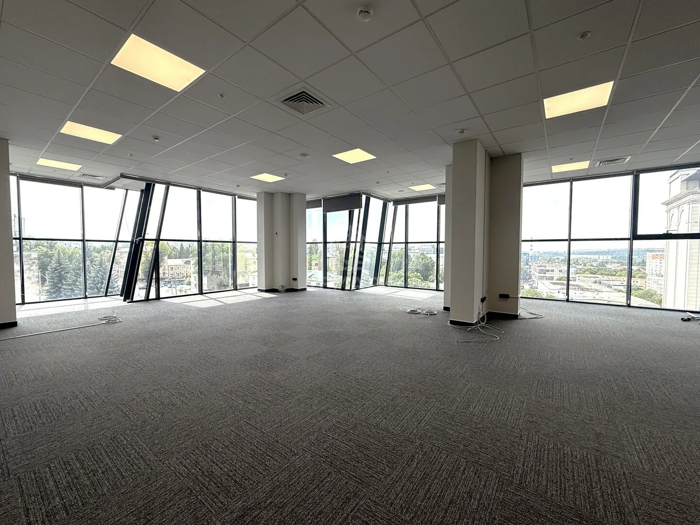 Birou, 160 m² — Imagine 2