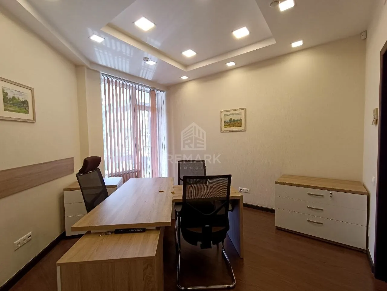 1-camere birou, 28 m² — Imagine 1