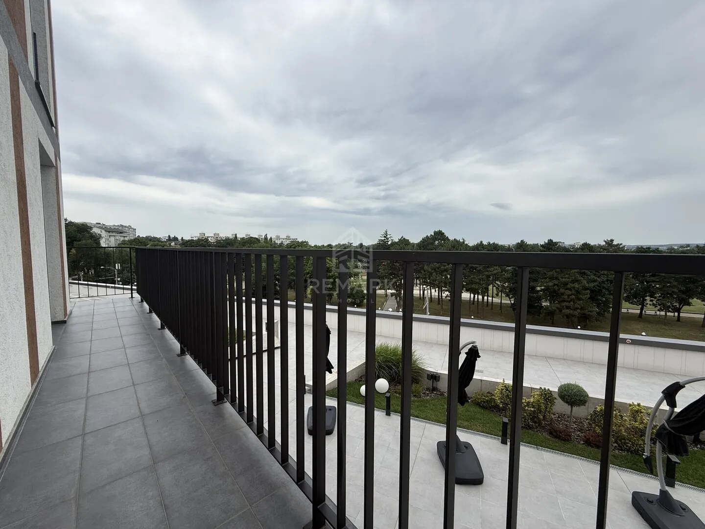 1-camere birou, 120 m² — Imagine 4