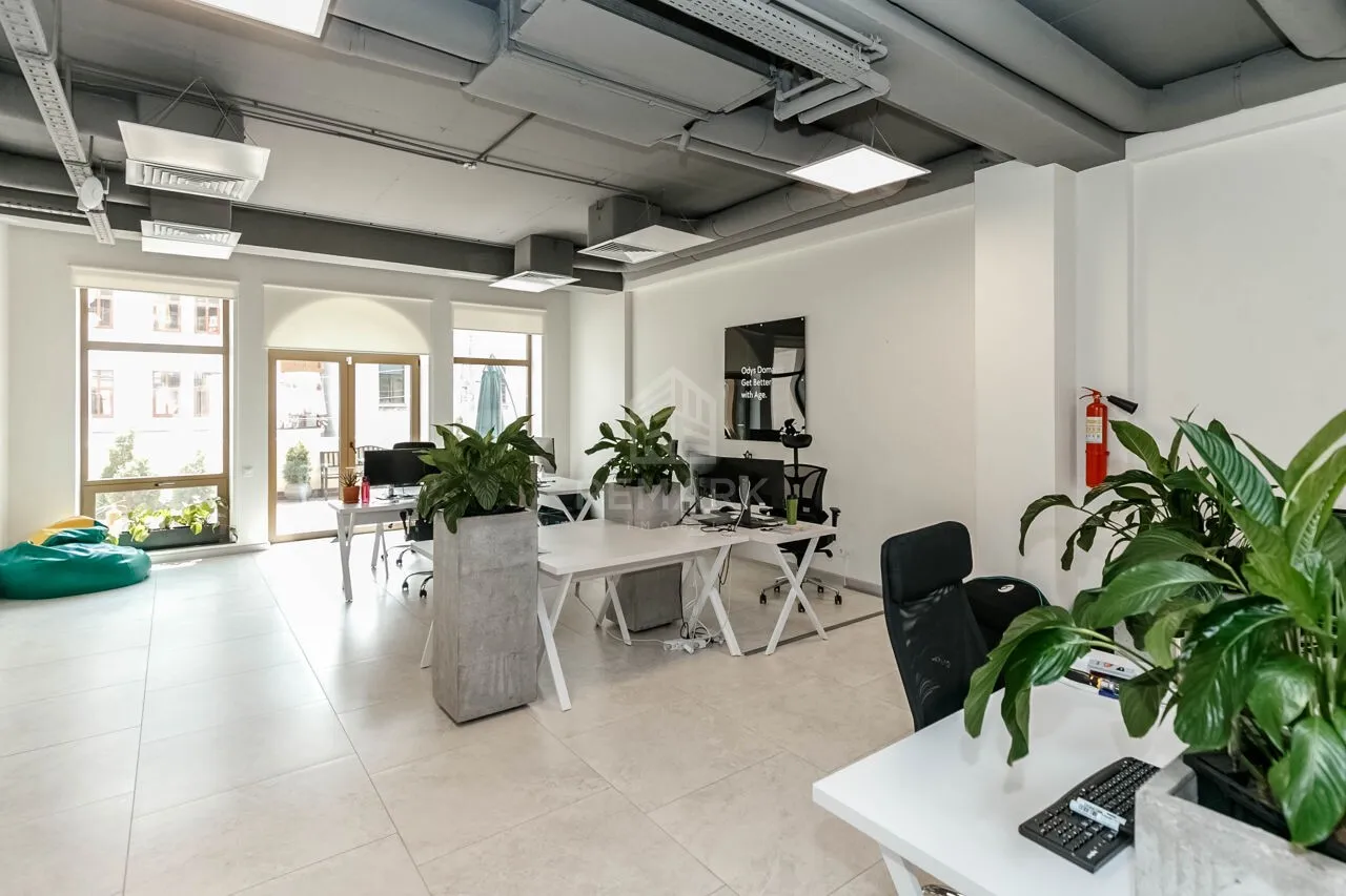 Birou, 484 m² — Imagine 3