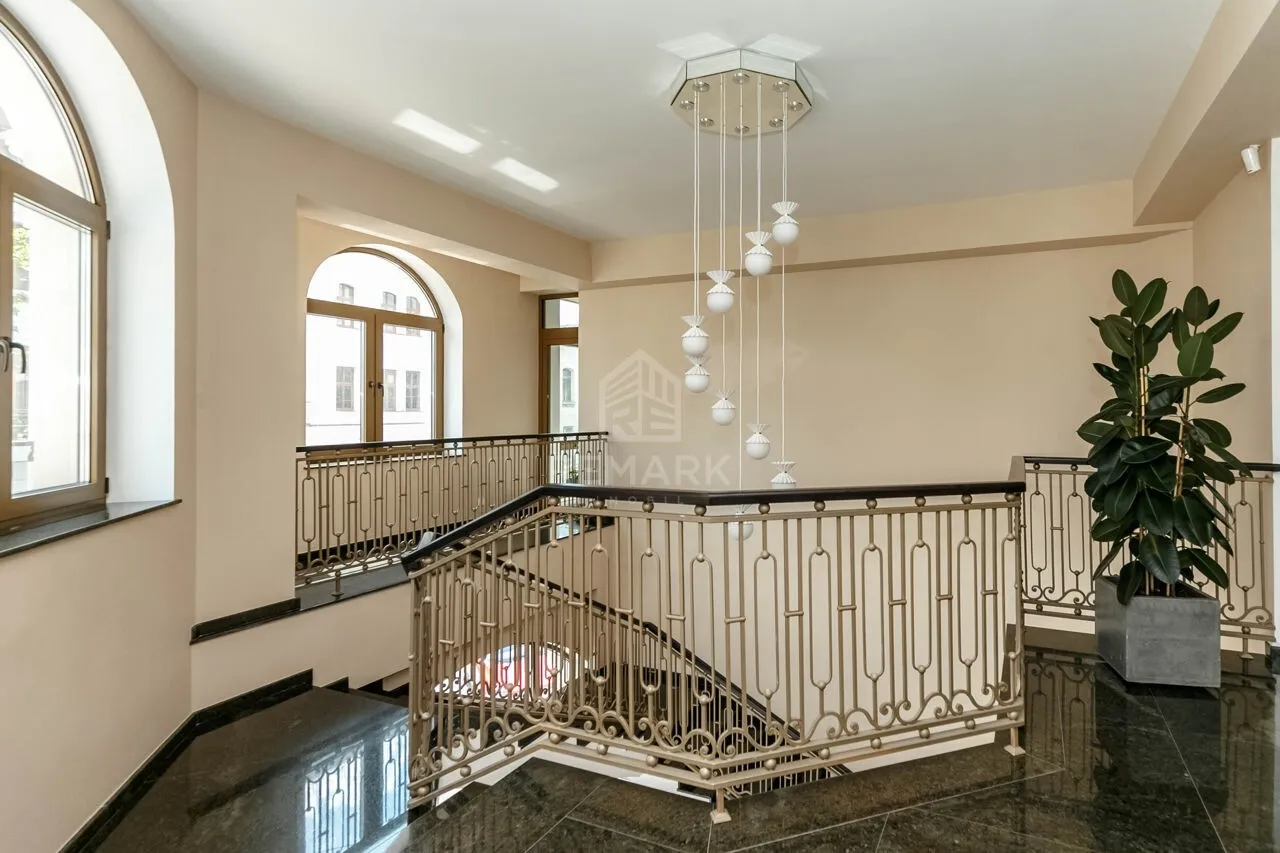 1-camere birou, 484 m² — Imagine 4