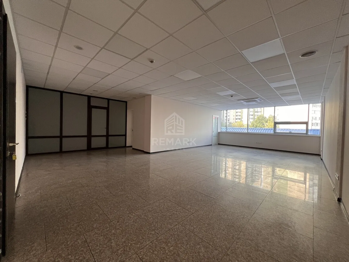 1-комнатный офис, 128 м² — Изображение 1