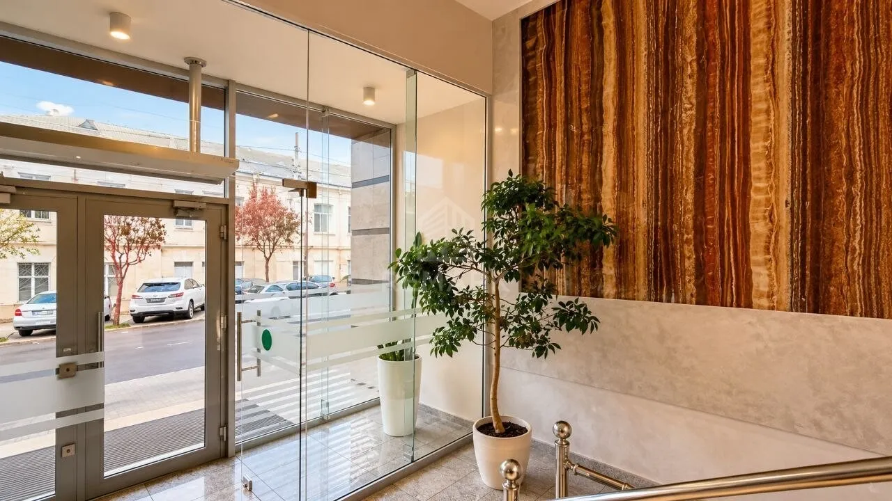 1-camere birou, 605 m² — Imagine 3