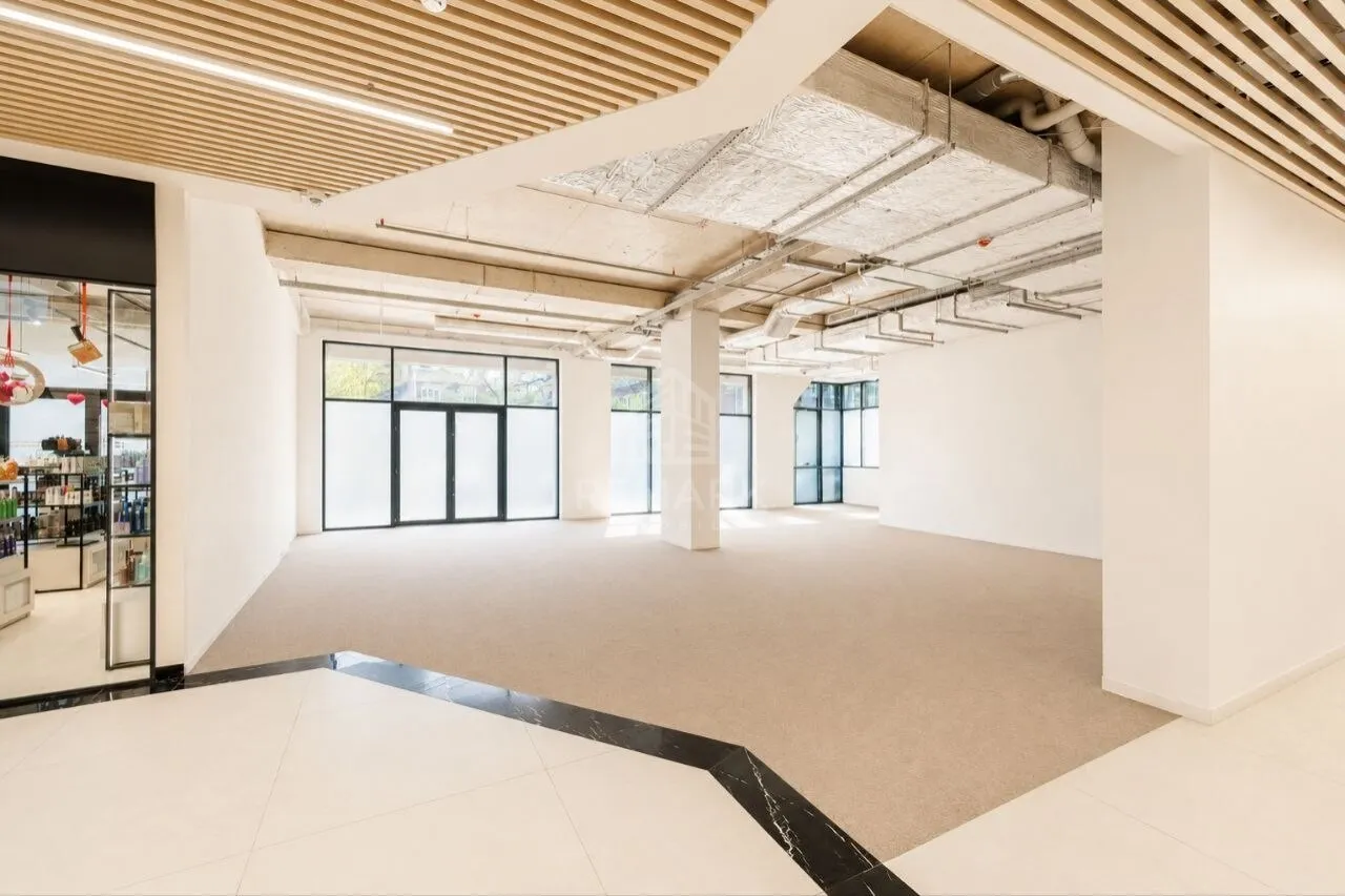 Spațiu comercial, 126 m² — Imagine 4