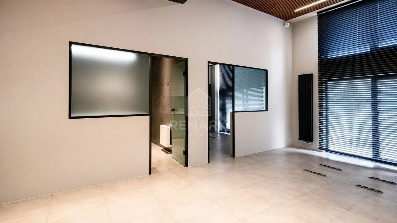 Office, 76 m² — Image 2
