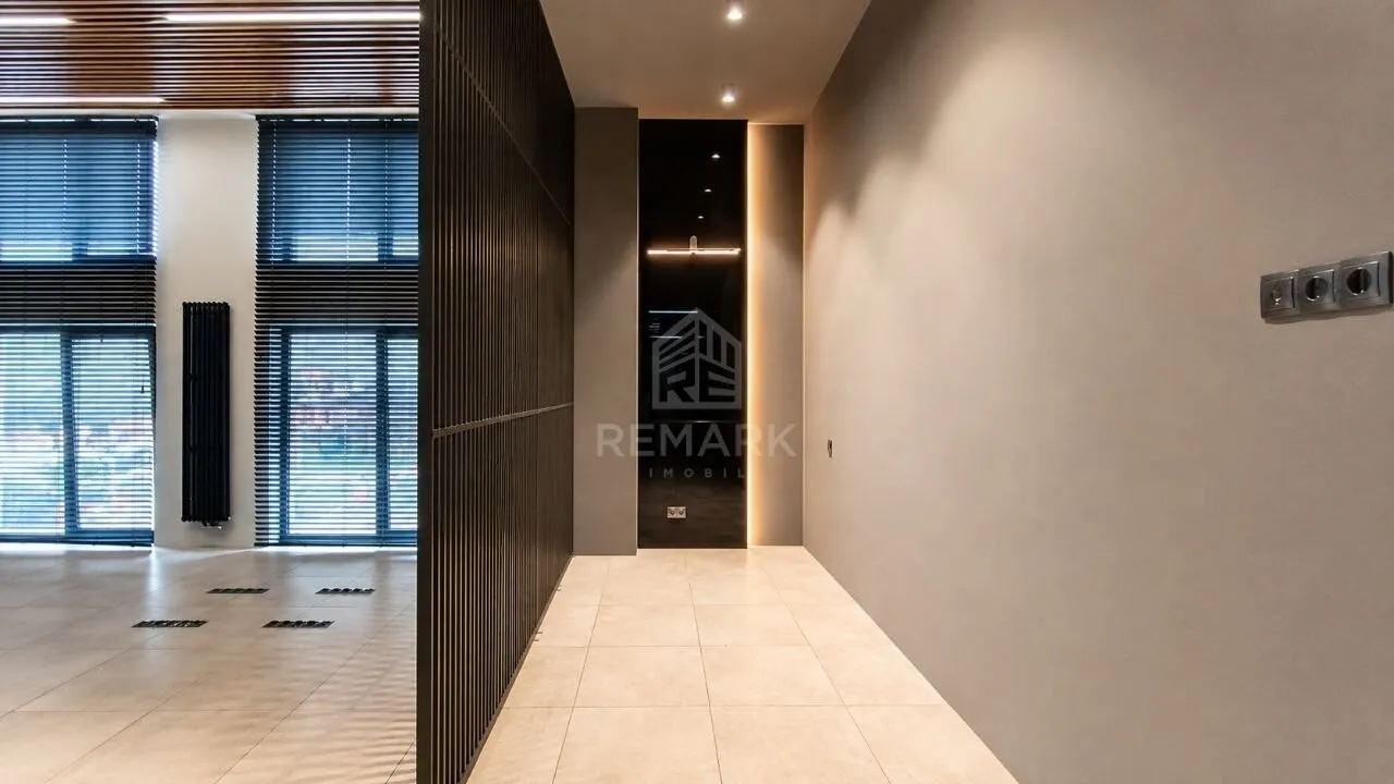 Office, 76 m² — Image 3