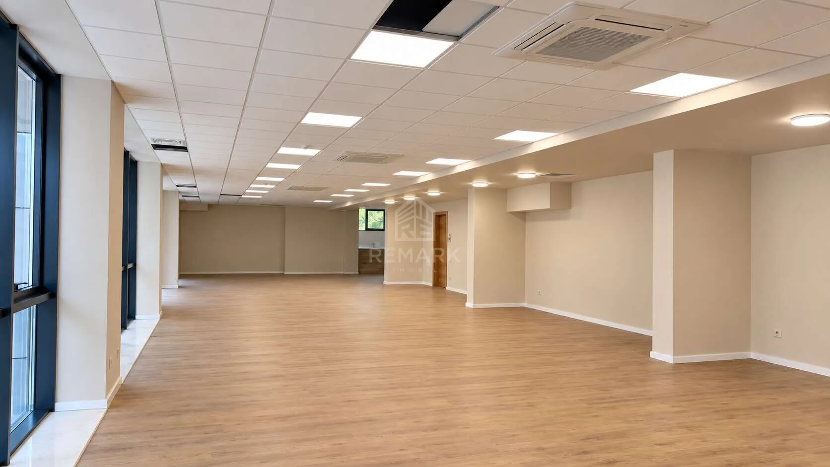 Birou, 134 m² — Imagine 3