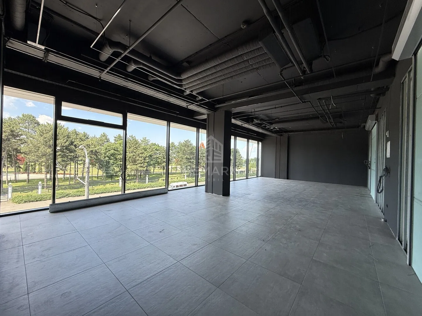 1-camere birou, 180 m² — Imagine 2