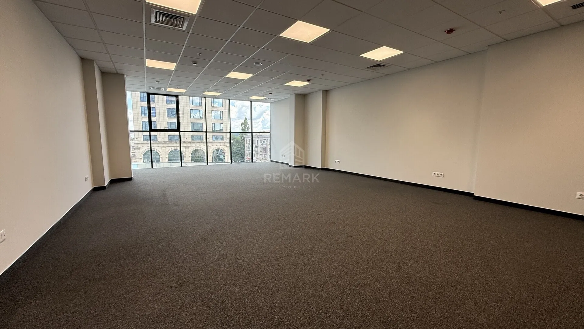 1-bedroom office, 66 m² — Image 1