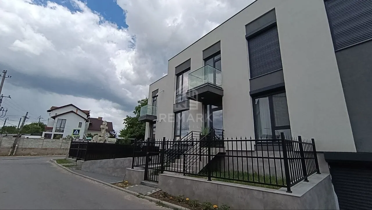 2-floor house, 4 rooms, 145 m² — Image 2