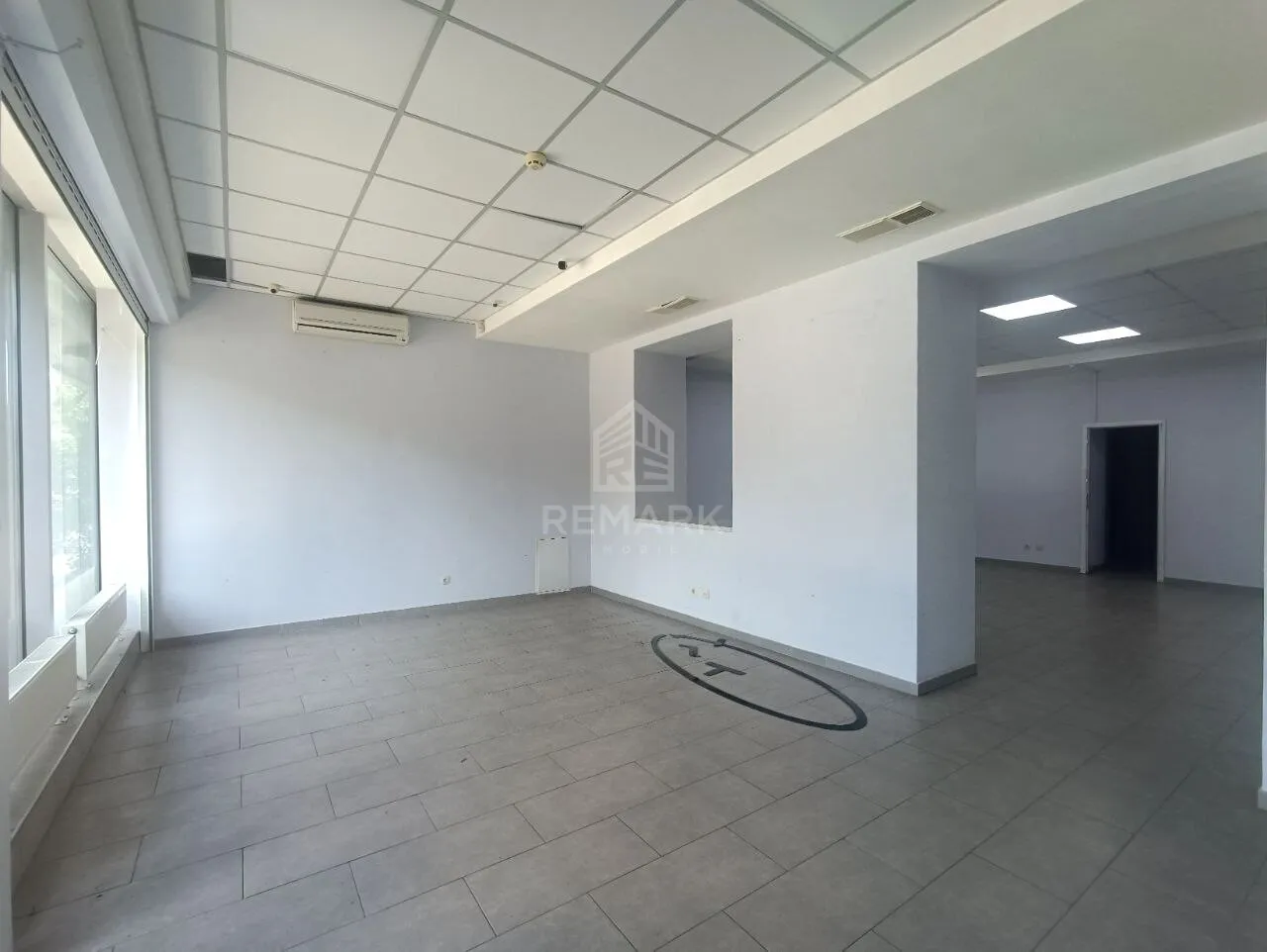 Spațiu comercial, 127 m² — Imagine 4