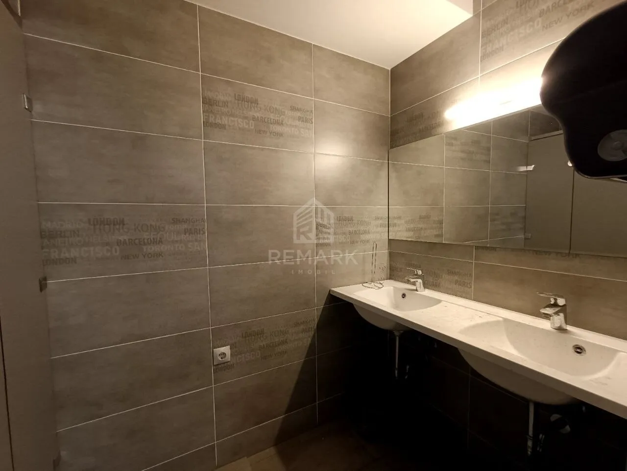 Spațiu comercial, 270 m² — Imagine 3