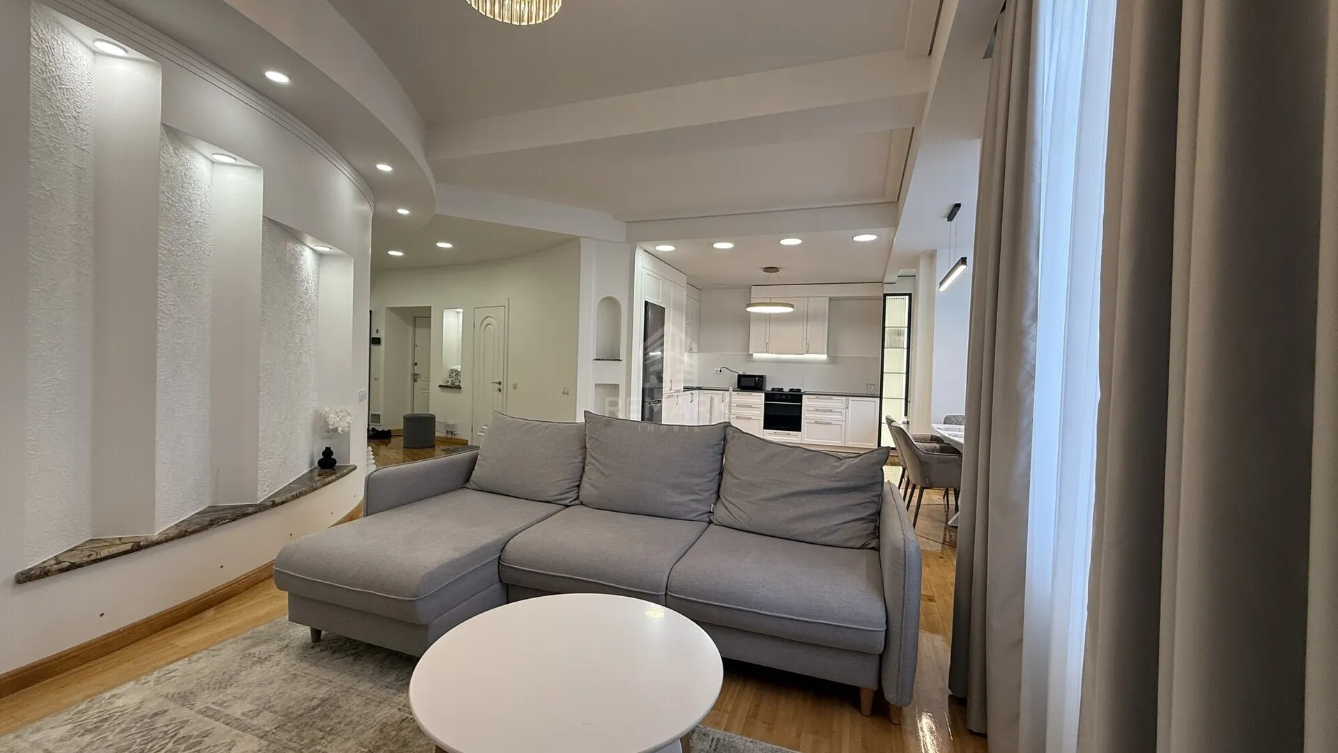 3-camere apartament, 120 m² — Imagine 1