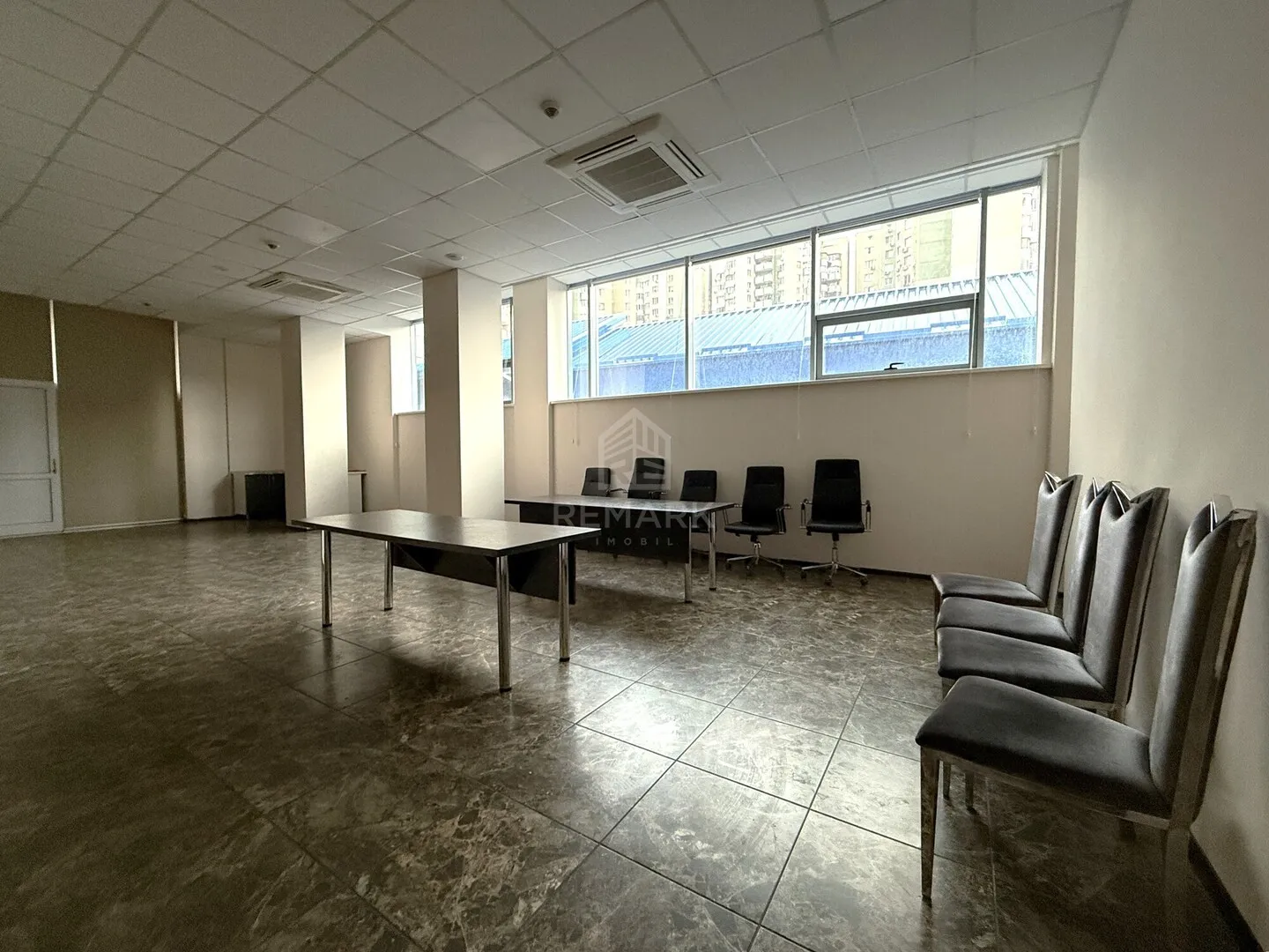 1-camere birou, 586 m² — Imagine 4