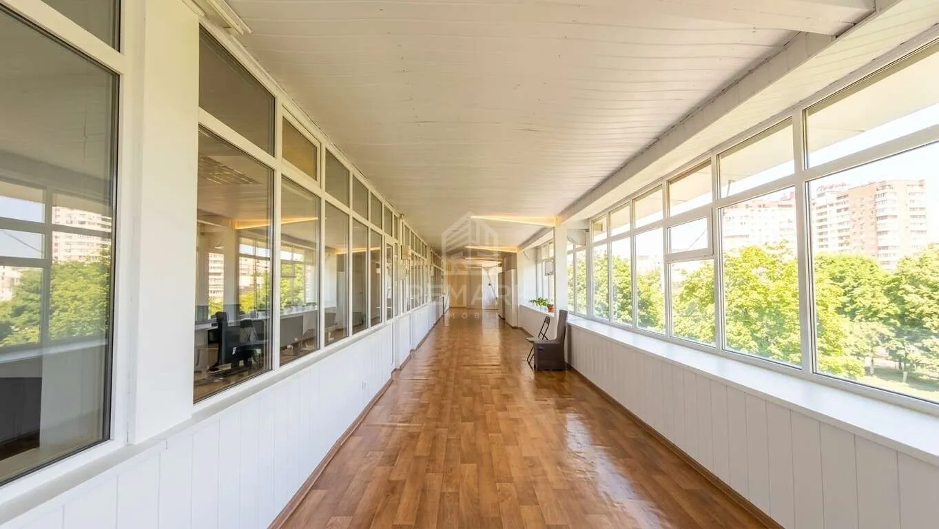 1-camere birou, 40 m² — Imagine 3