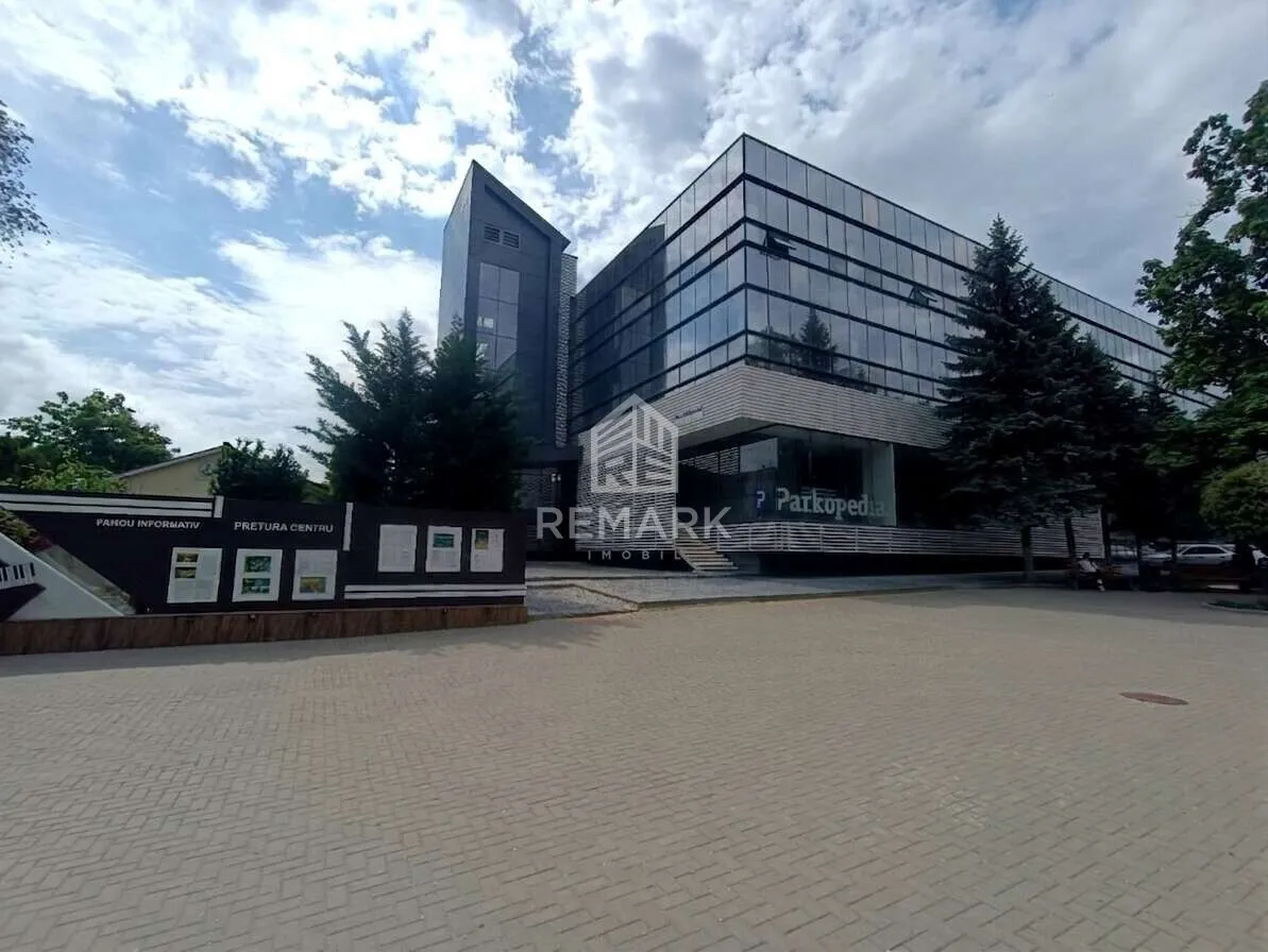 Spațiu comercial, 1 000 m² — Imagine 1