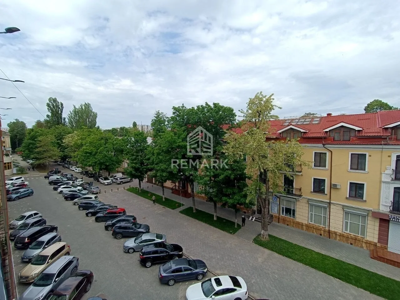 Spațiu comercial, 1 000 m² — Imagine 4