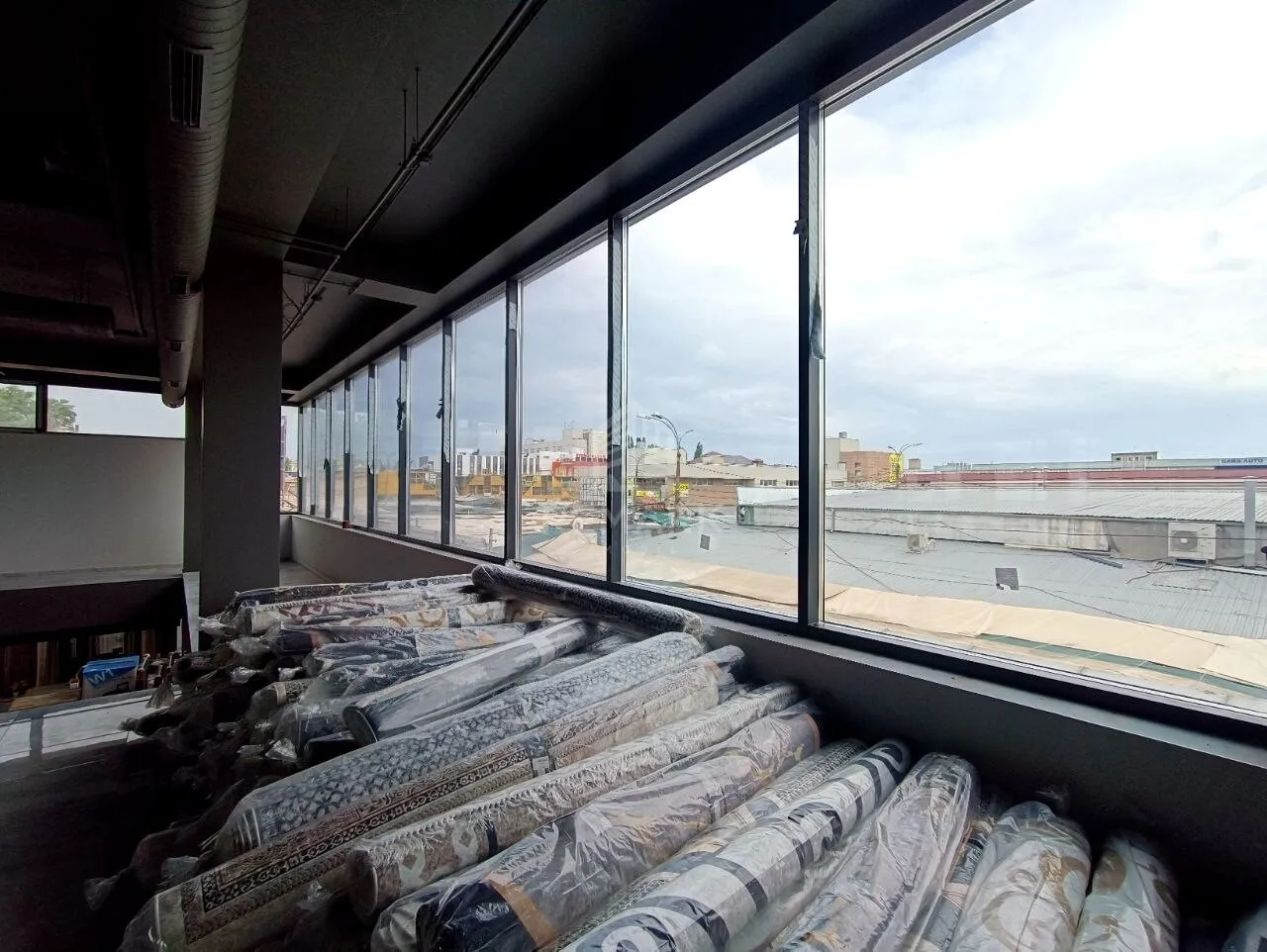 Spațiu comercial, 250 m² — Imagine 2
