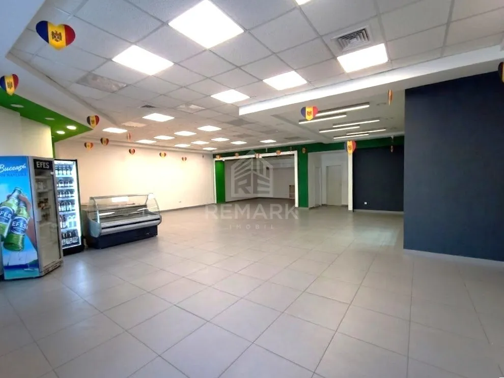 Spațiu comercial, 230 m² — Imagine 1