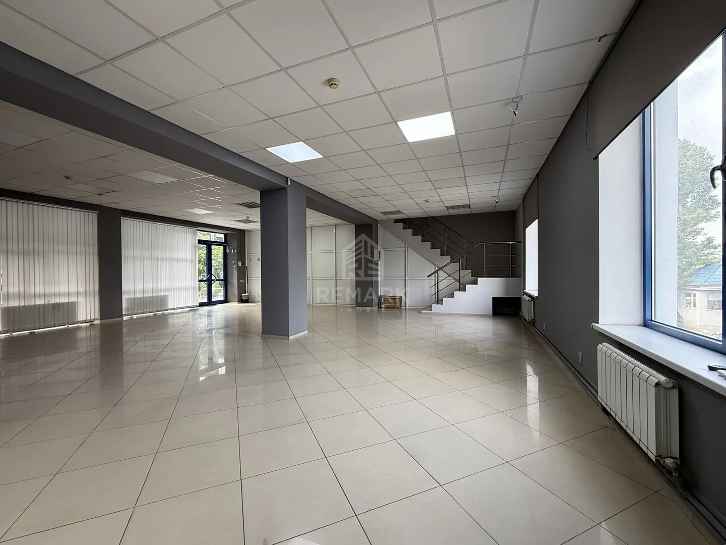 Spațiu comercial, 186 m² — Imagine 1