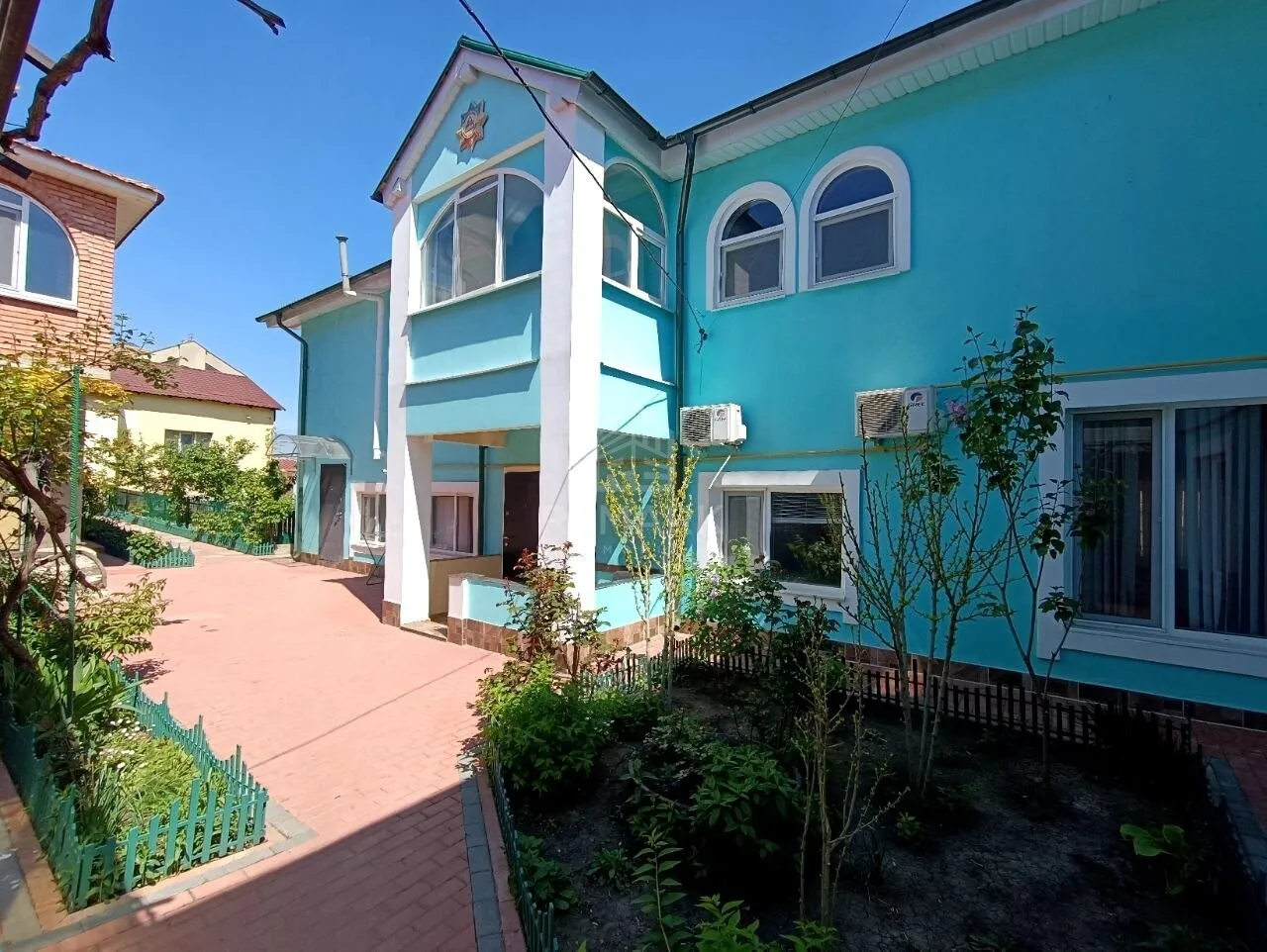 1-bedroom office, 240 m² — Image 3