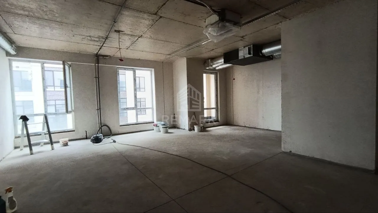 5-bedroom office, 421 m² — Image 1