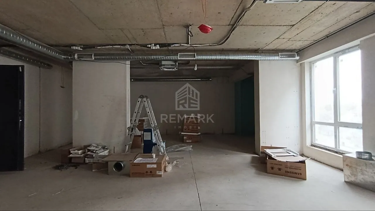1-bedroom office, 82 m² — Image 1