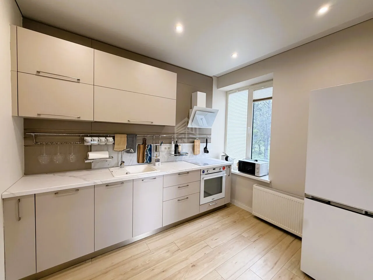 3-camere apartament, 110 m² — Imagine 2