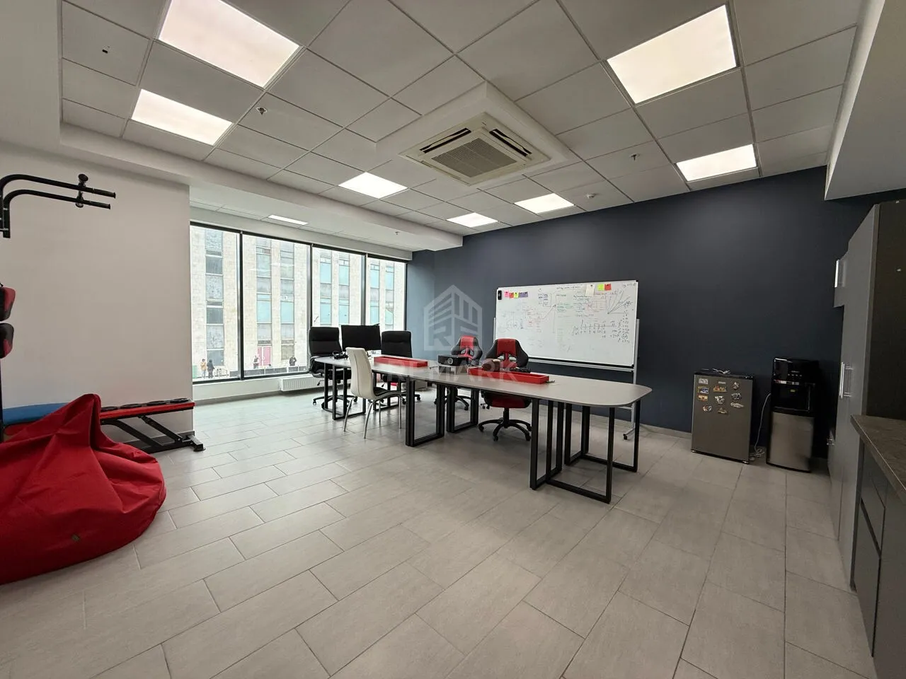 Spațiu comercial, 300 m² — Imagine 4