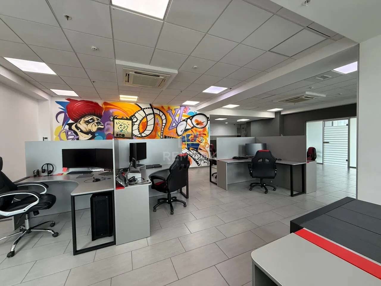 Spațiu comercial, 300 m² — Imagine 4