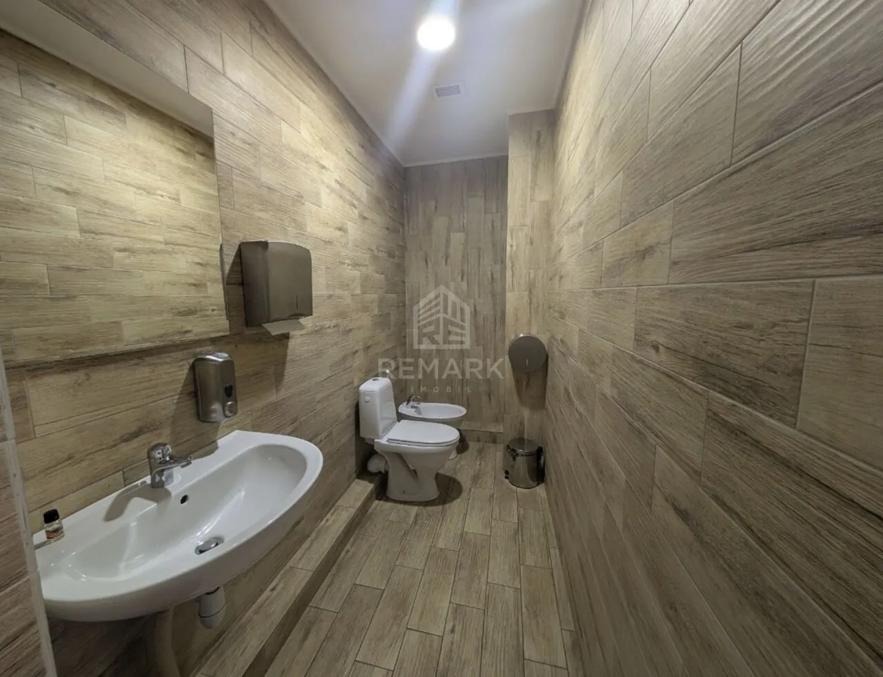Spațiu comercial, 300 m² — Imagine 3