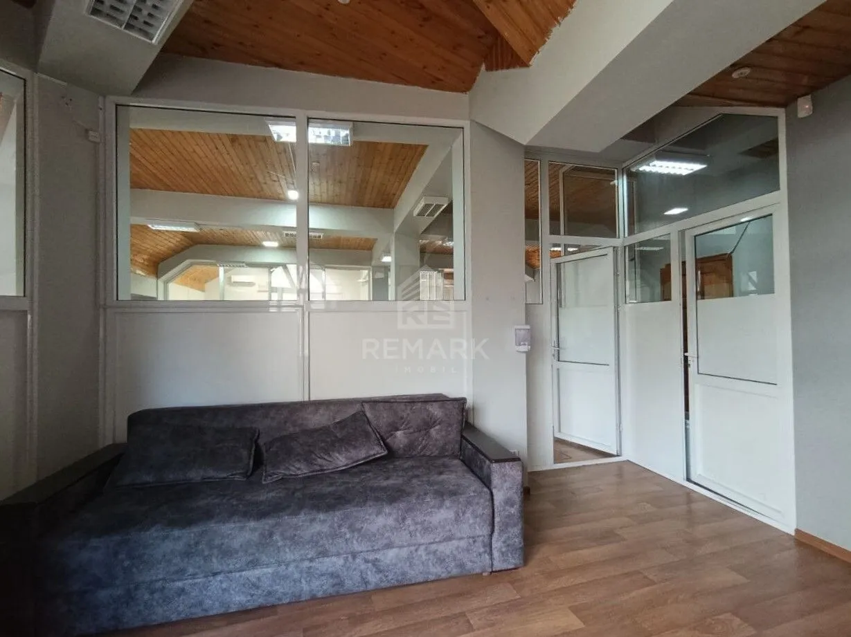 Spațiu comercial, 170 m² — Imagine 1