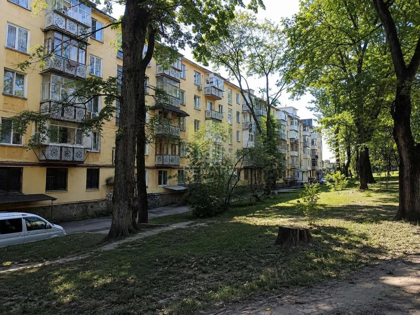 Commercial space, 106 m² — Image 1