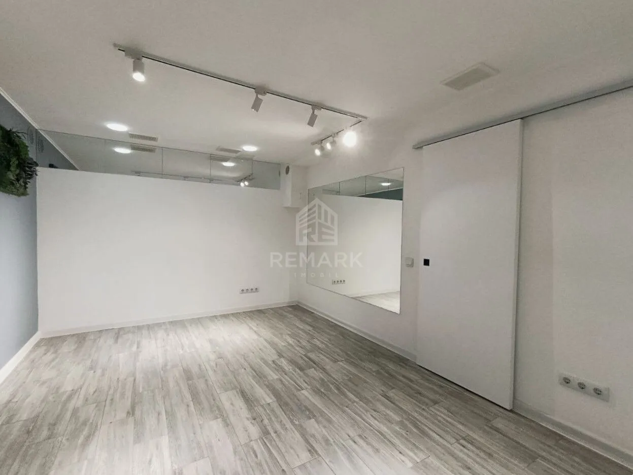 Spațiu comercial, 106 m² — Imagine 1