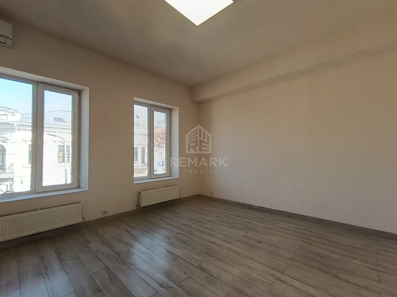 Spațiu comercial, 60 m² — Imagine 4