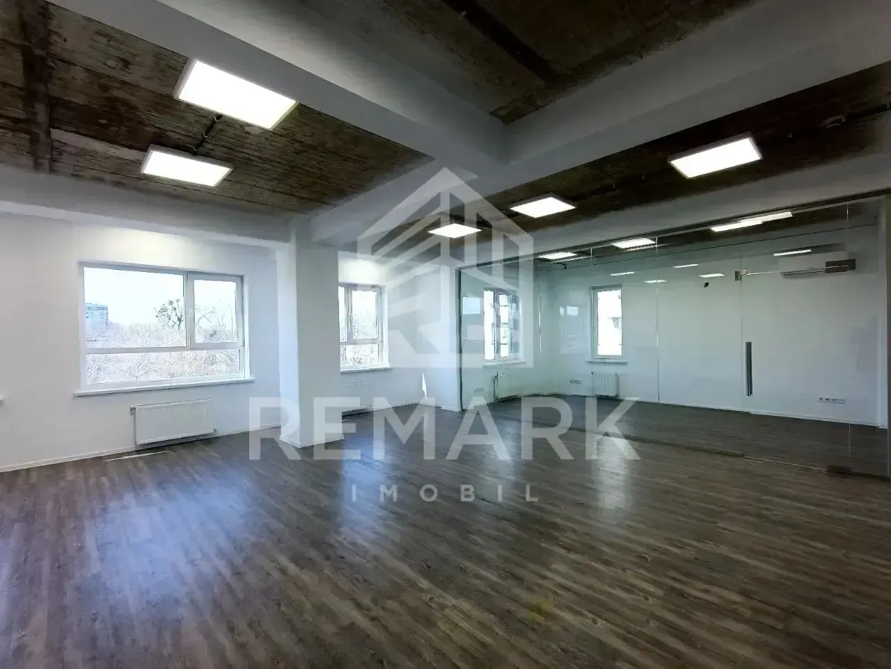 1-camere birou, 180 m² — Imagine 2