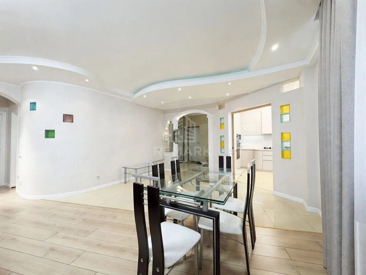 3-bedroom apartment, 120 m² — Image 3