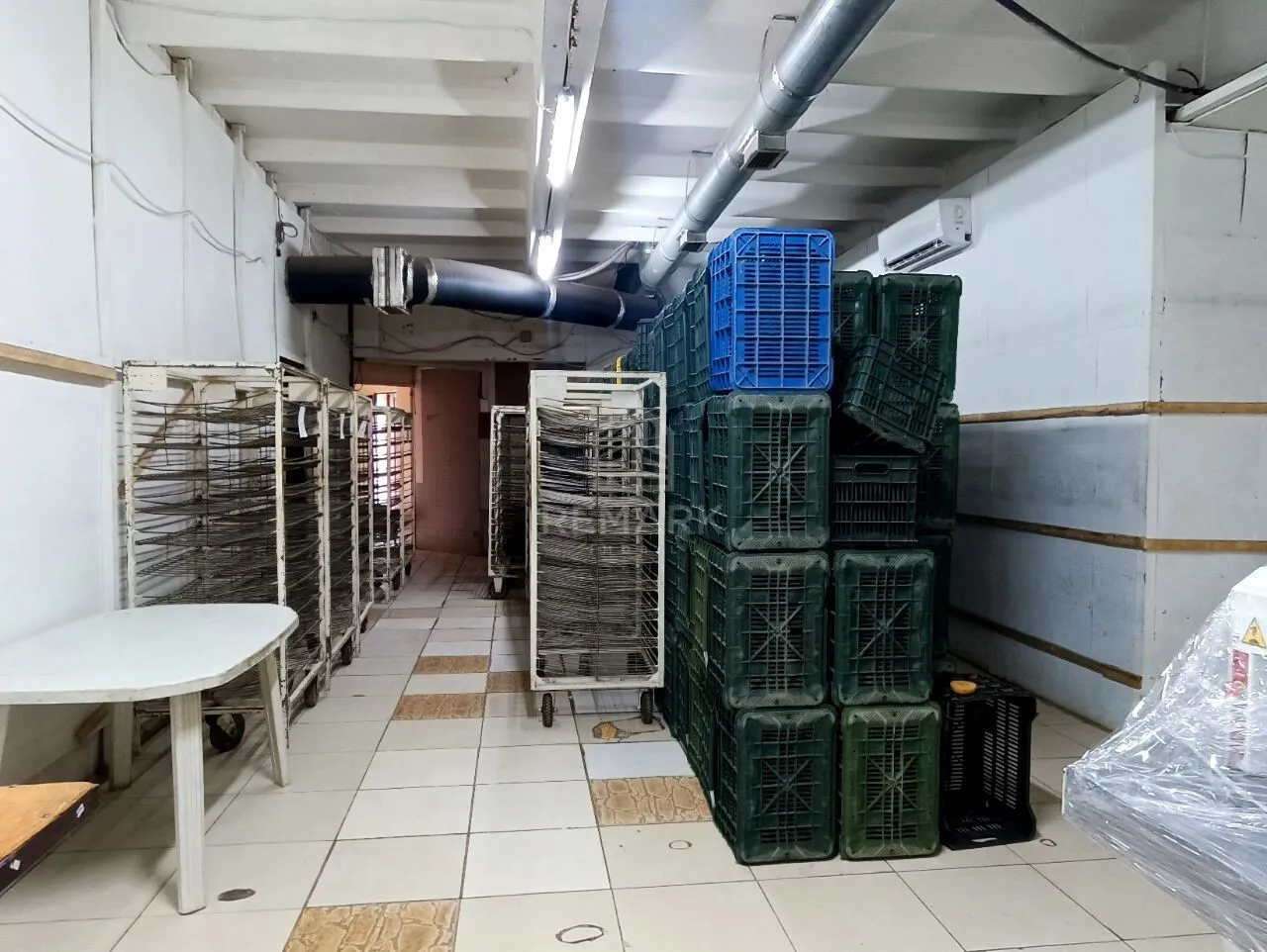 Commercial space, 290 m² — Image 4