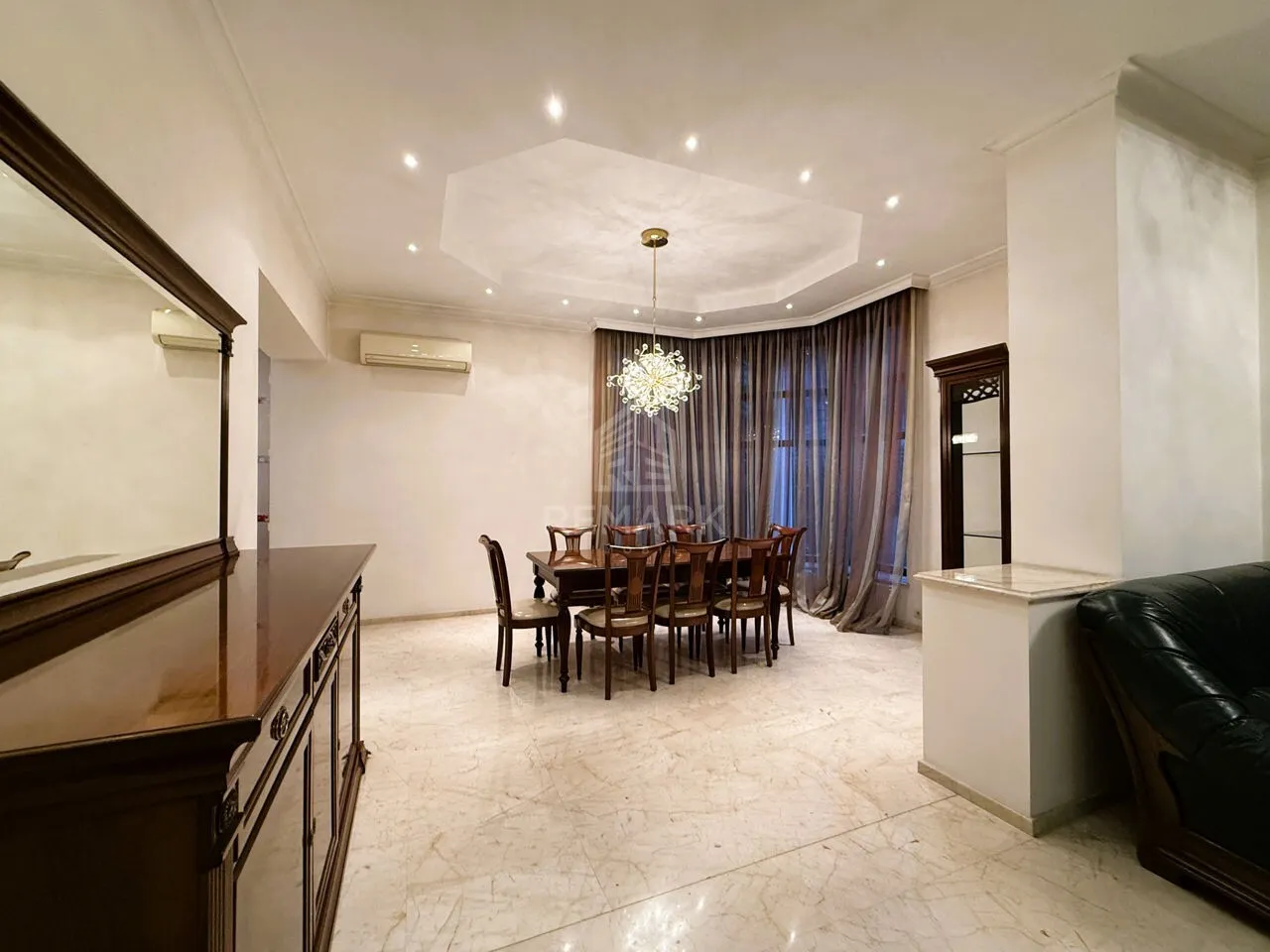 3-этажный дом, 6 комнат, 400 м² — Изображение 4