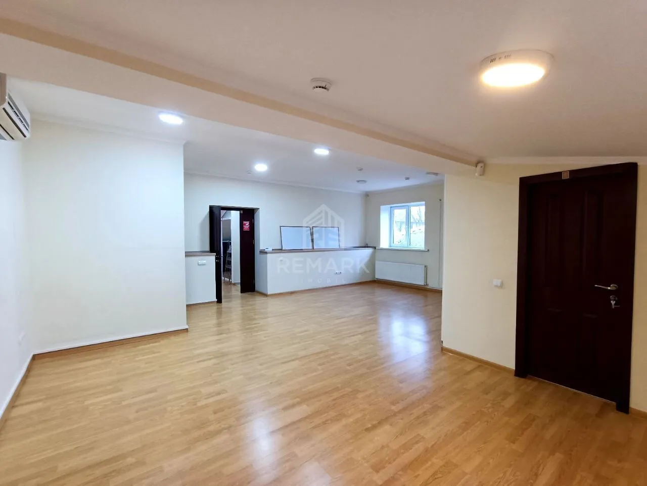 1-bedroom office, 100 m² — Image 3