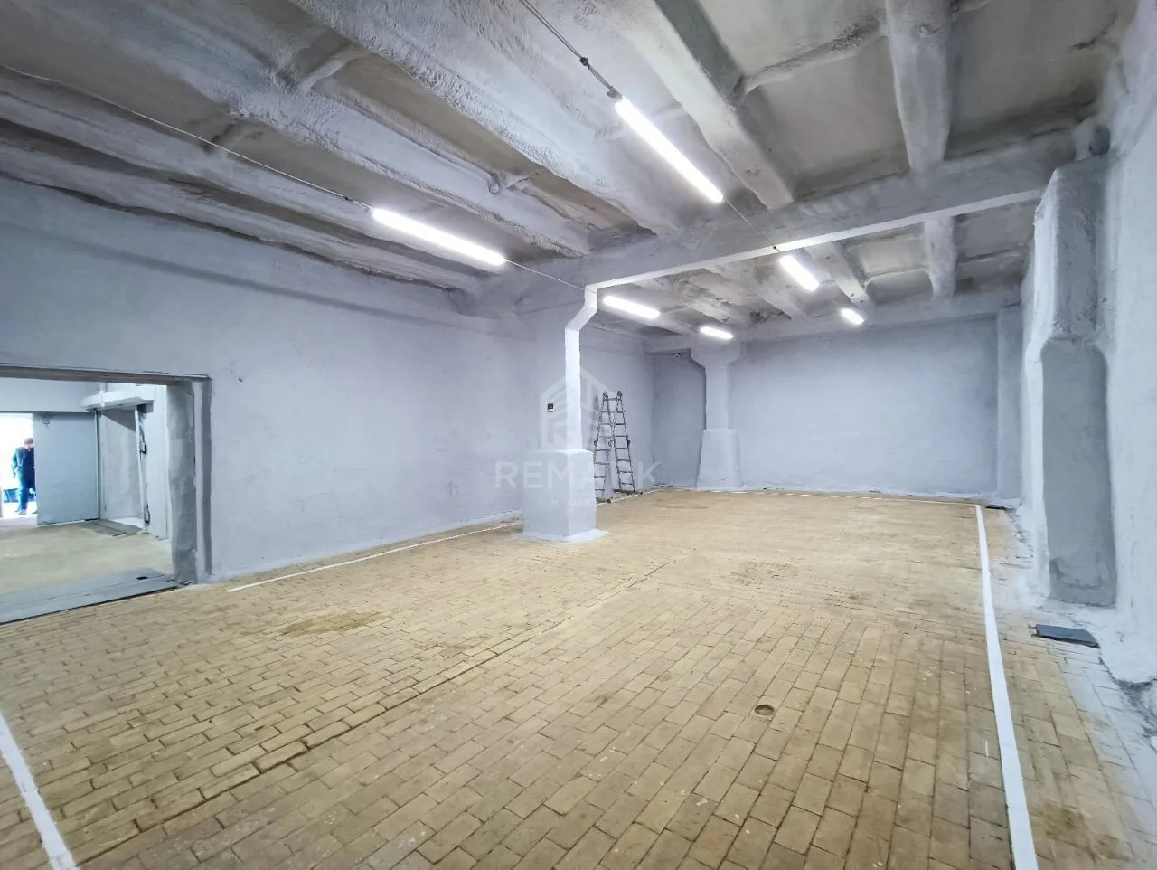 Производственное помещение, 200 м² — Изображение 1