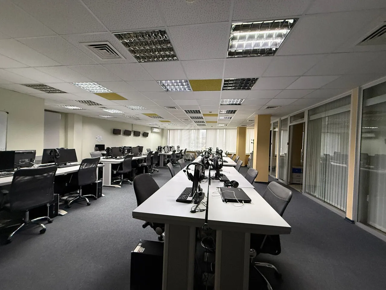 Commercial space, 1 200 m² — Image 3